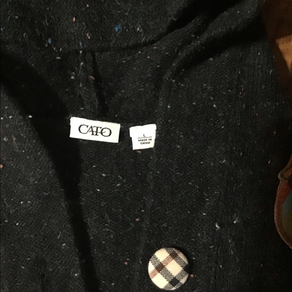 Women’s size Large Cato sweater with hood - Picture 2 of 6